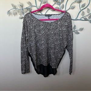 ❤️Victoria’s secret jaguar/leopard print top Sz XS EUC CLEARANCE